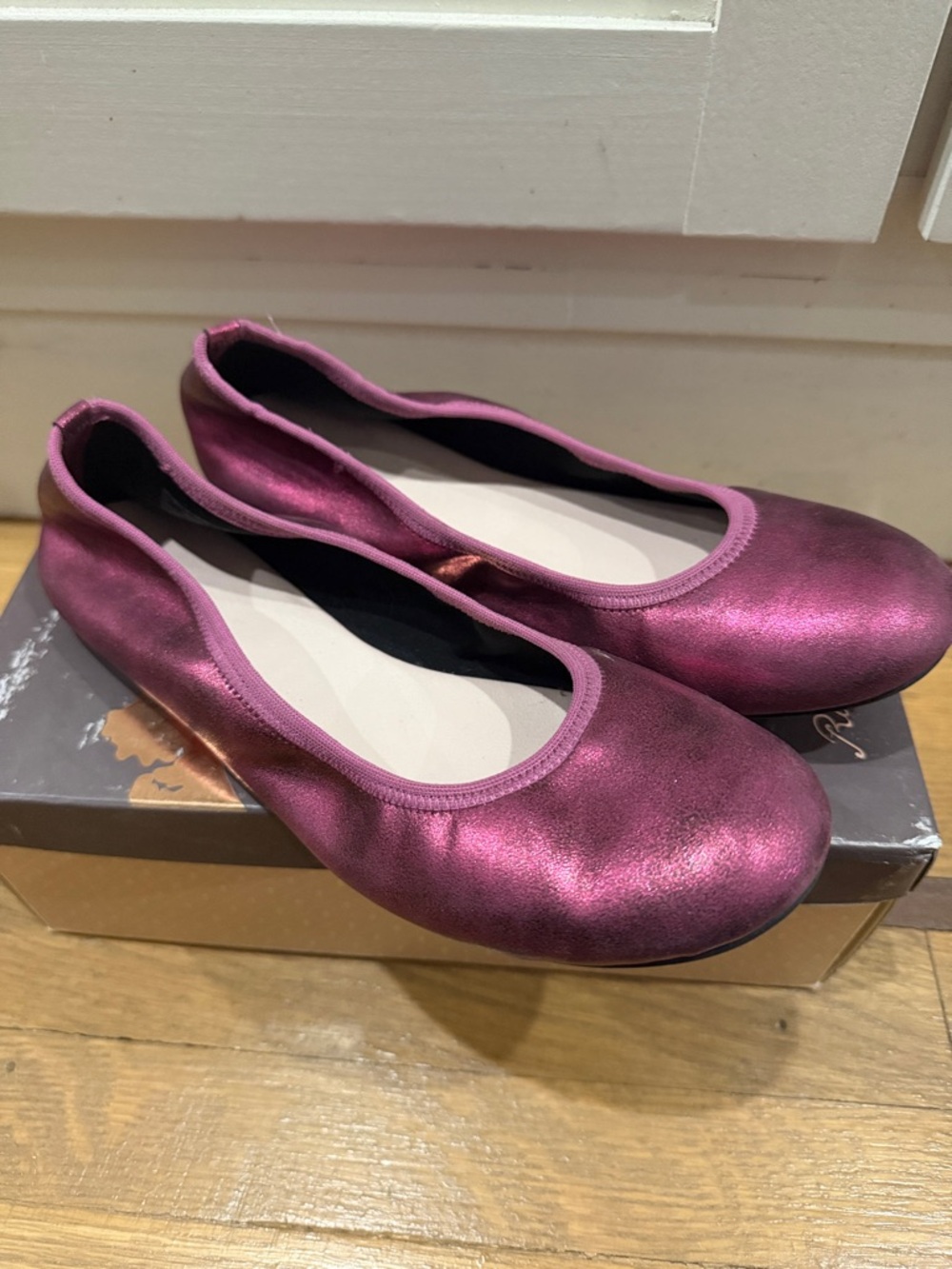 Metallic Magenta Women's Ballet Flats